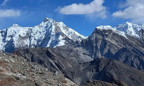 Trek zum Everest Base Camp: Renjo La im Oktober 2023