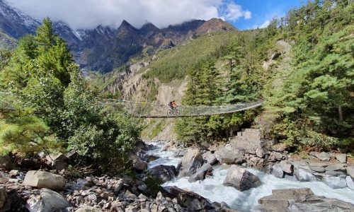 Nepal: Mit dem Mountainbike rund um die Annapurna (T903): Hängebrücken sind kein Problem