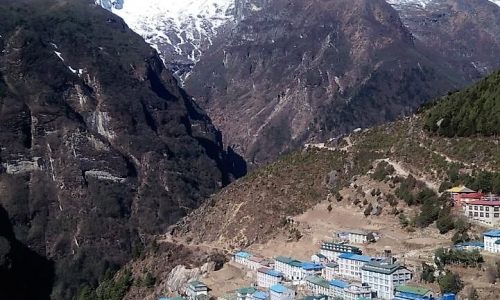 Everest, Namche mit Kongde