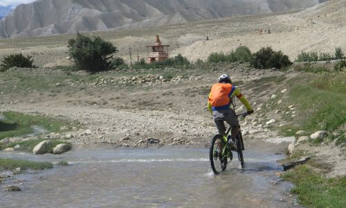 Da bleibt keine Felge trocken | Biker in Upper Mustang | nepal
