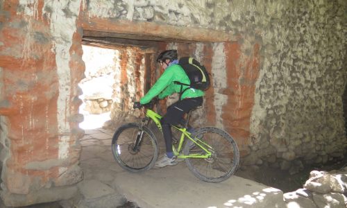 Mustang | MTB Tour durch das alte Königreich Mustang