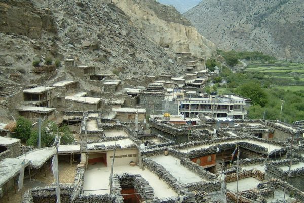 Annapurna Runde: Blick auf die Ortschaft Marpha